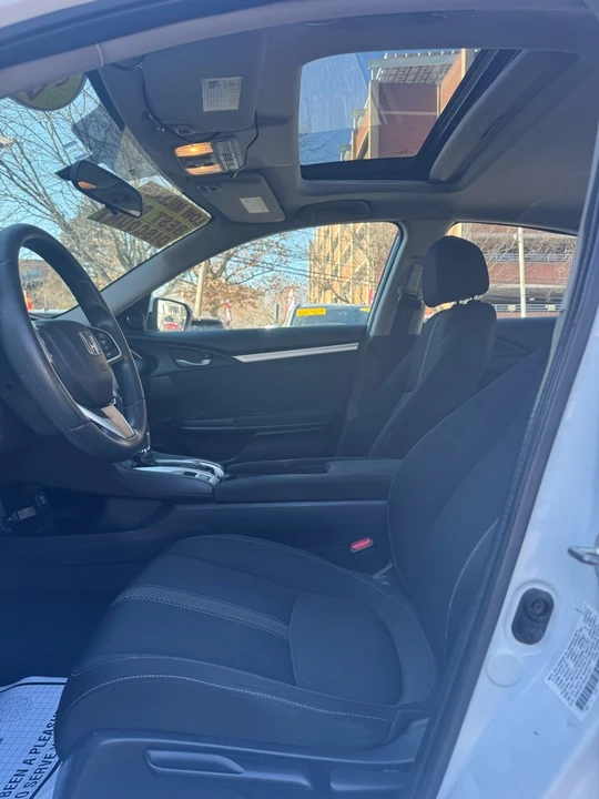 2018 Honda Civic 10th Gen - Image 7 of 15