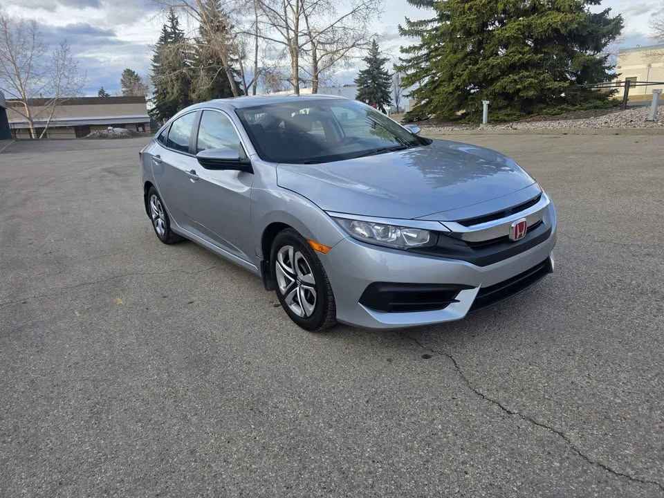 2018 Honda Civic 10th Gen - Image 7 of 14