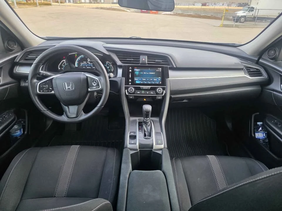 2018 Honda Civic 10th Gen - Image 13 of 14