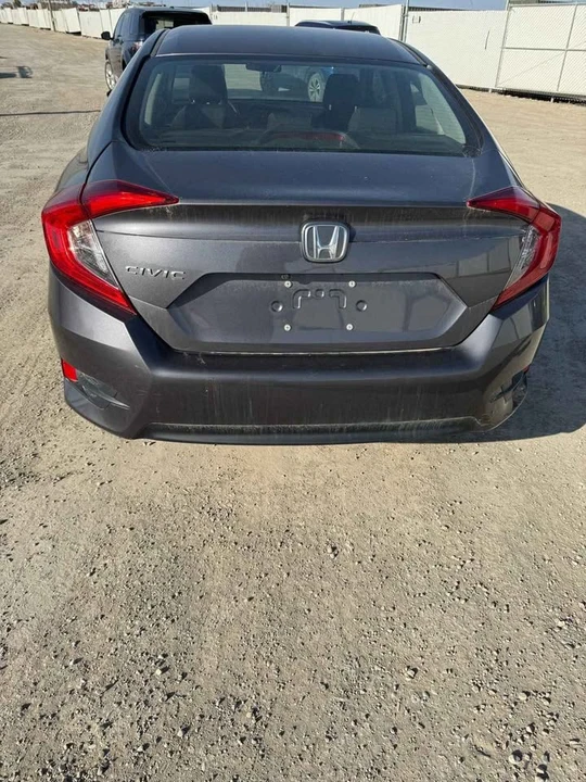 2018 Honda Civic 10th Gen - Image 10 of 10
