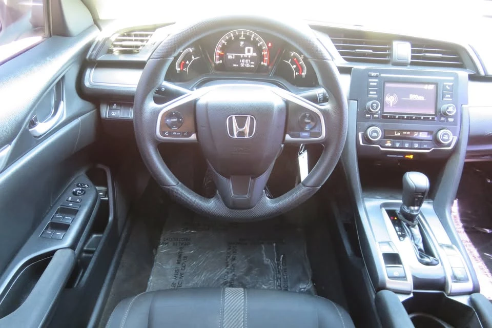 2018 Honda Civic 10th Gen - Image 10 of 17