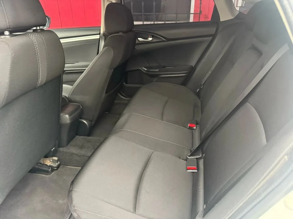 2018 Honda Civic 10th Gen - Image 6 of 12