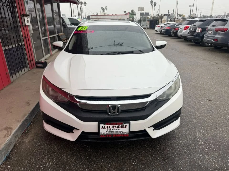 2018 Honda Civic 10th Gen - Image 4 of 12