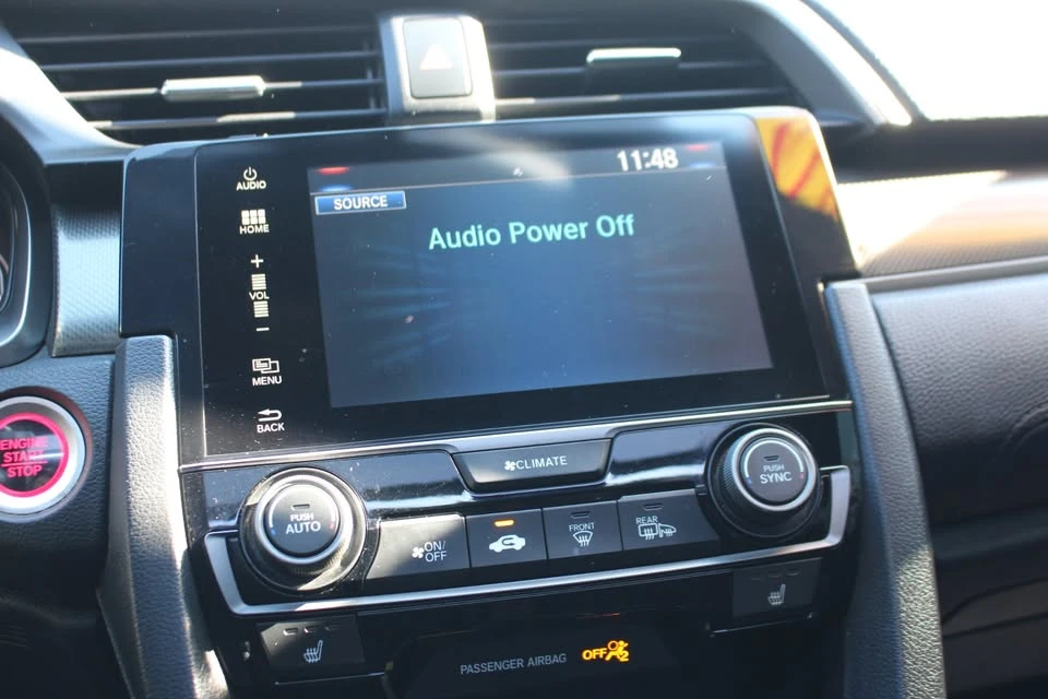 2018 Honda Civic 10th Gen - Image 15 of 19