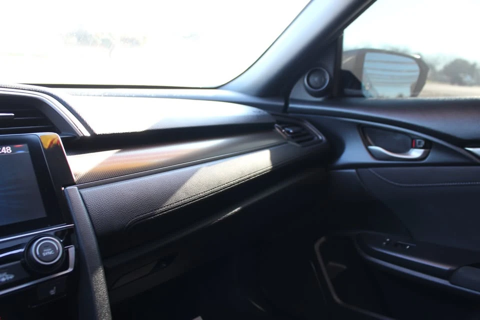 2018 Honda Civic 10th Gen - Image 18 of 19