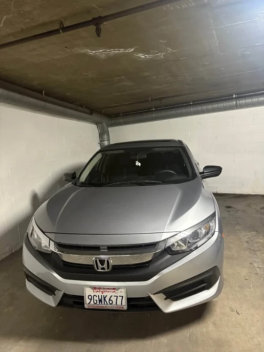 2018 Honda Civic 10th Gen - Image 2 of 7