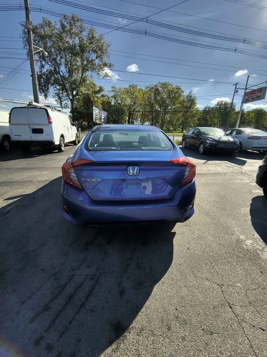 2018 Honda Civic 10th Gen - Image 10 of 10