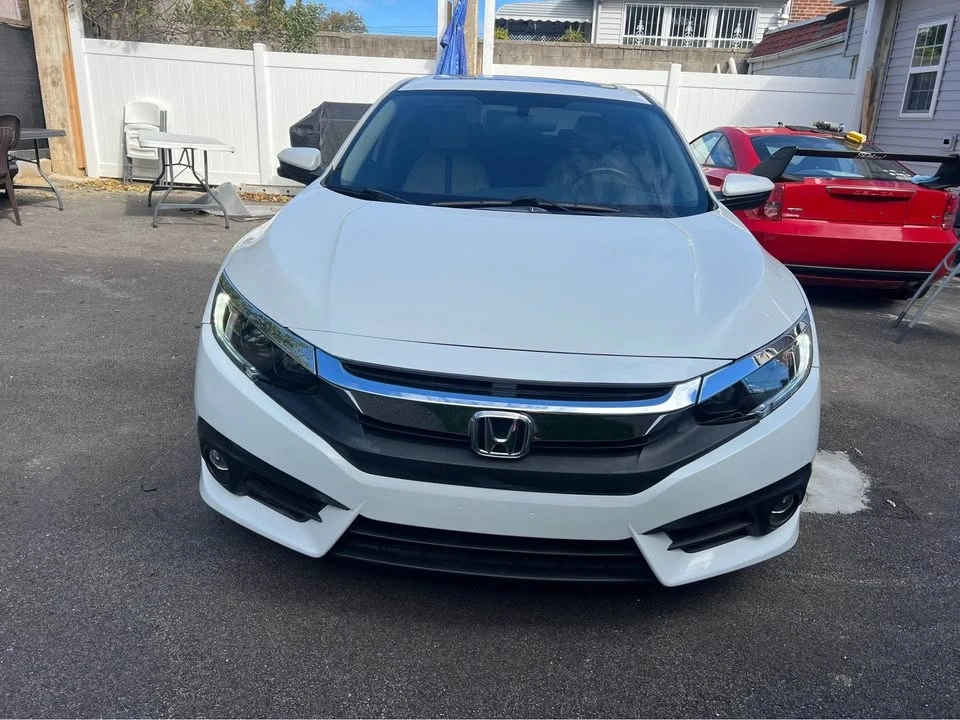 2018 Honda Civic 10th Gen - Image 7 of 13
