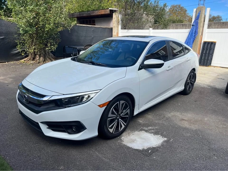 2018 Honda Civic 10th Gen - Image 12 of 13