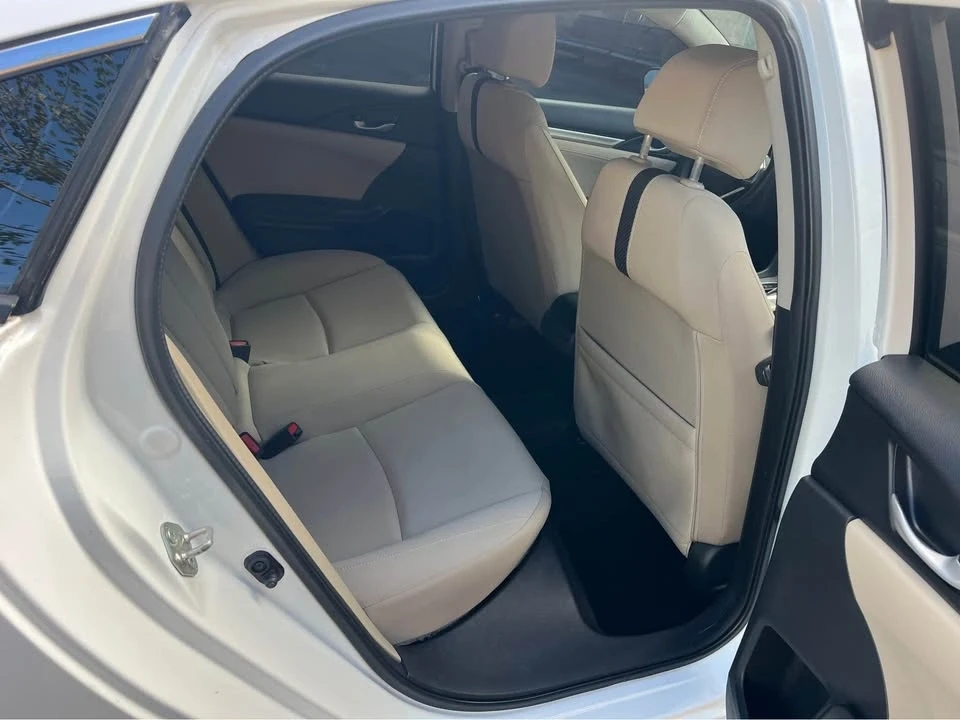 2018 Honda Civic 10th Gen - Image 6 of 13