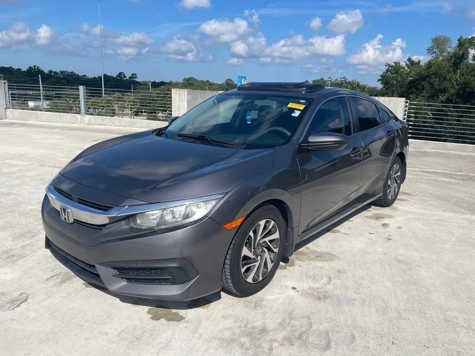 2018 Honda Civic 10th Gen - Image 3 of 10