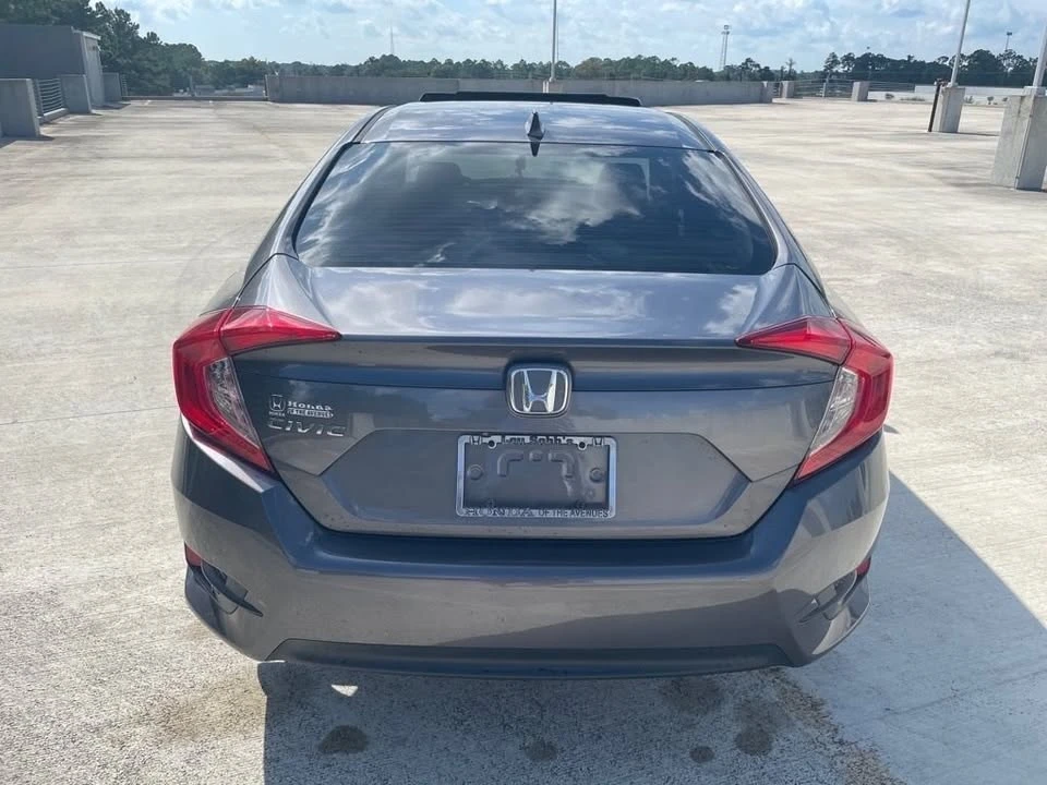 2018 Honda Civic 10th Gen - Image 5 of 19