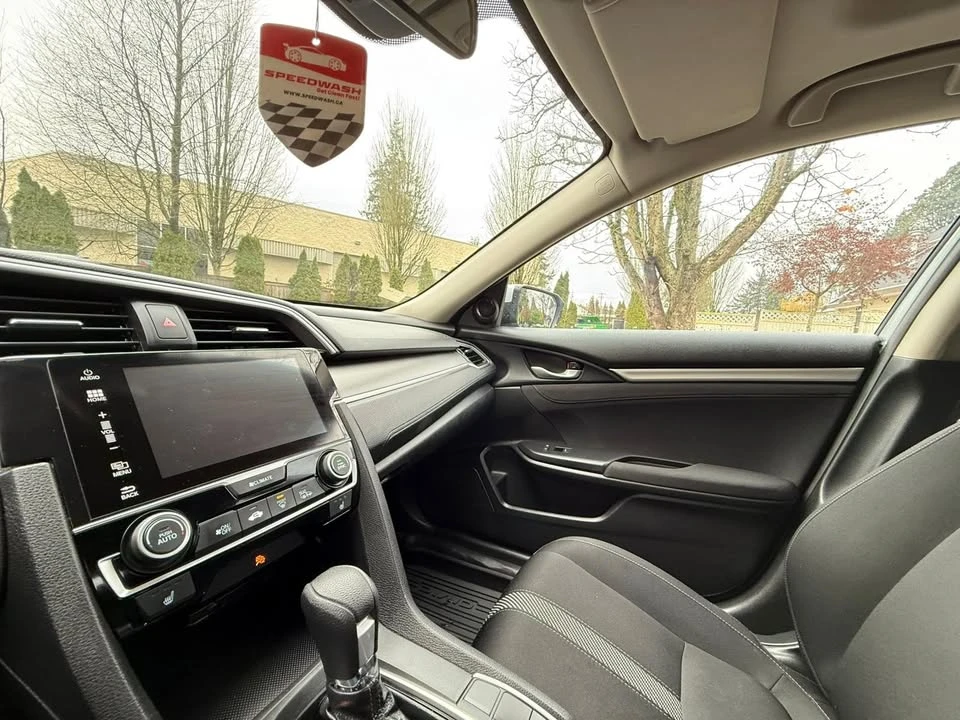 2018 Honda Civic 10th Gen - Image 7 of 13