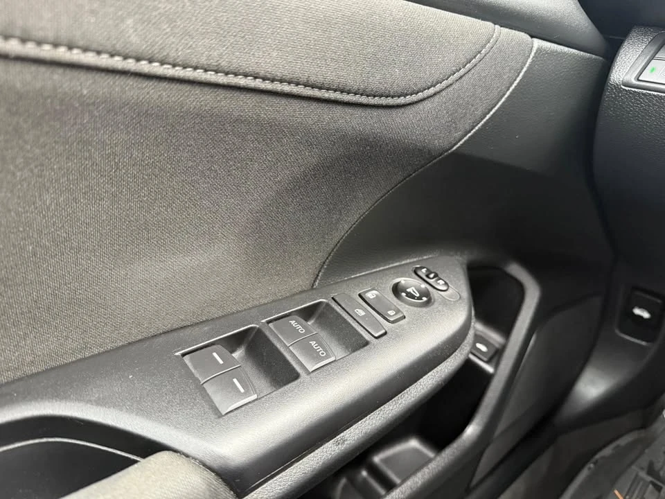 2018 Honda Civic 10th Gen - Image 11 of 13