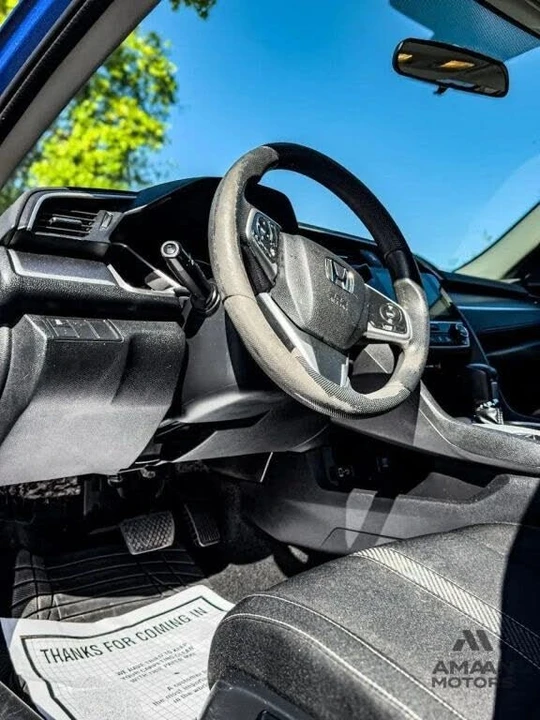 2018 Honda Civic 10th Gen - Image 8 of 19