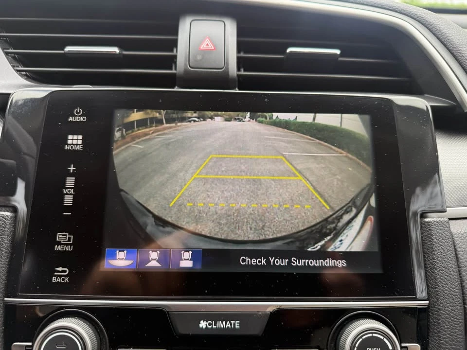 2018 Honda Civic 10th Gen - Image 10 of 20