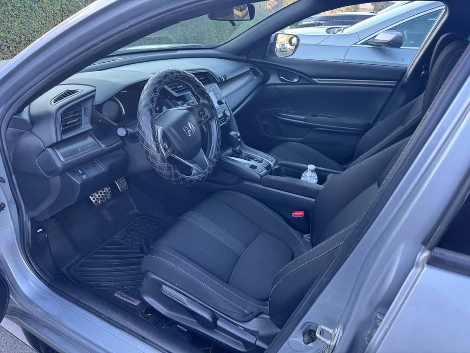 2018 Honda Civic 10th Gen - Image 5 of 7