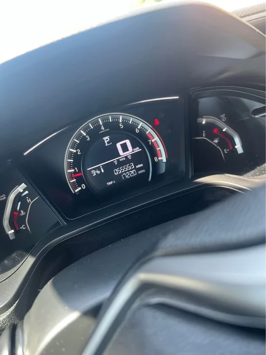 2018 Honda Civic 10th Gen - Image 6 of 8