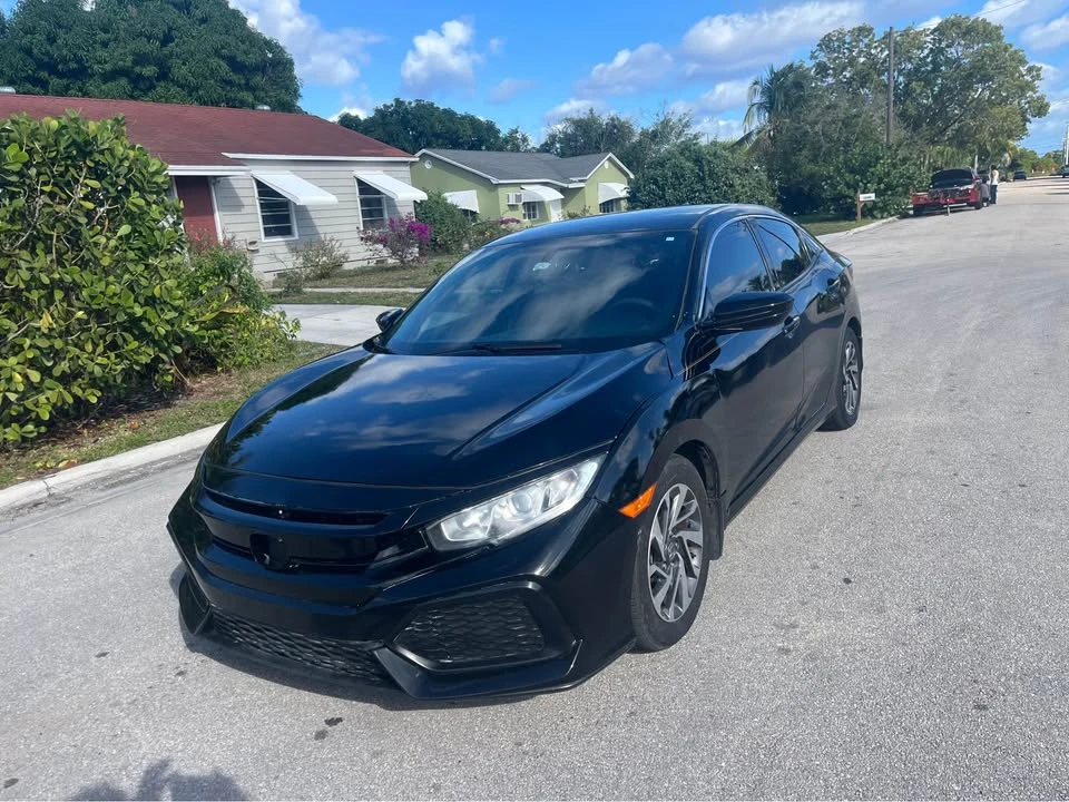 2018 Honda Civic 10th Gen - Image 2 of 8