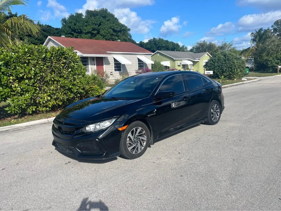 2018 Honda Civic 10th Gen - Image 4 of 8