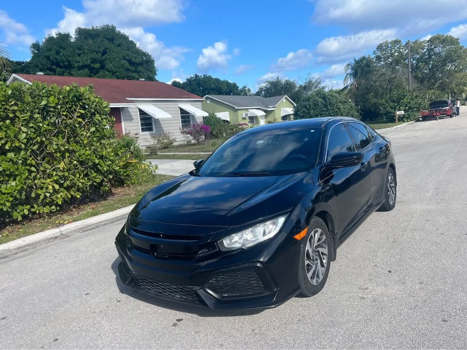 2018 Honda Civic 10th Gen - Image 3 of 8