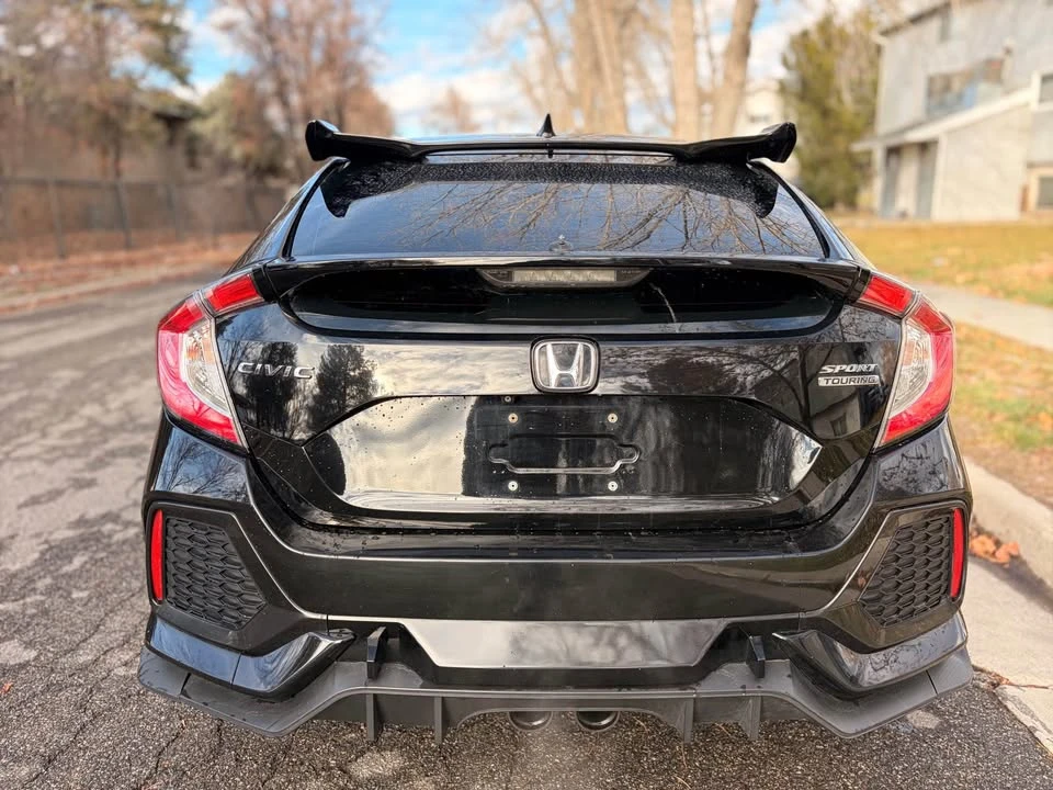 2018 Honda Civic 10th Gen - Image 5 of 19