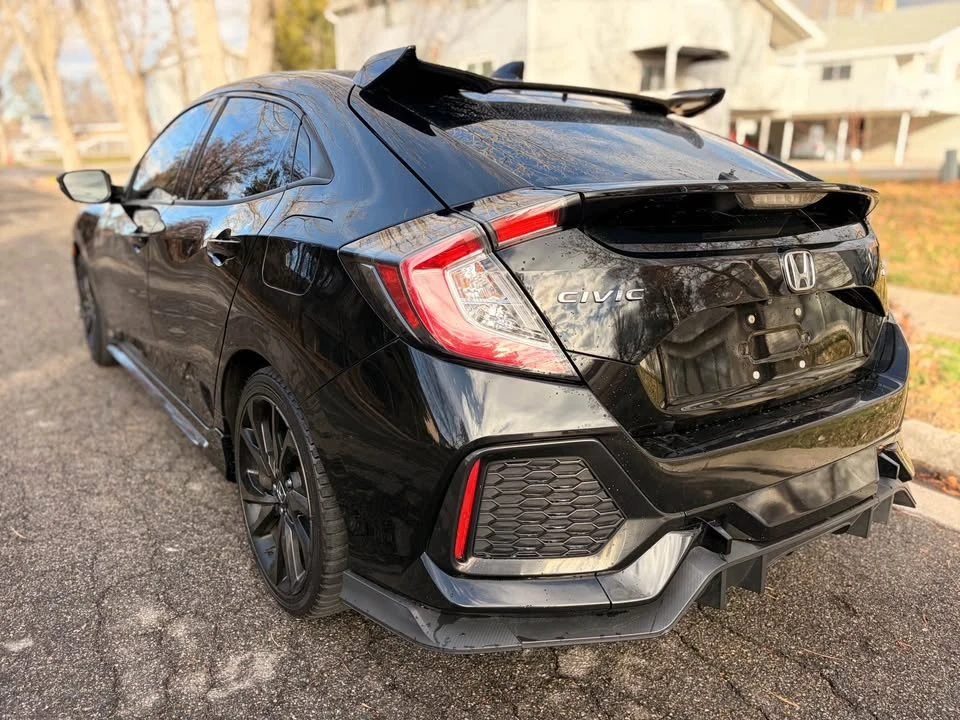 2018 Honda Civic 10th Gen - Image 7 of 19