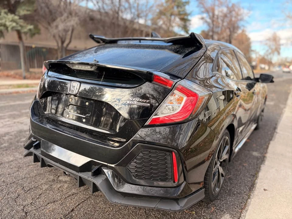 2018 Honda Civic 10th Gen - Image 6 of 19