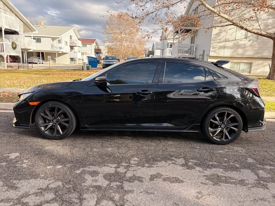 2018 Honda Civic 10th Gen - Image 4 of 19