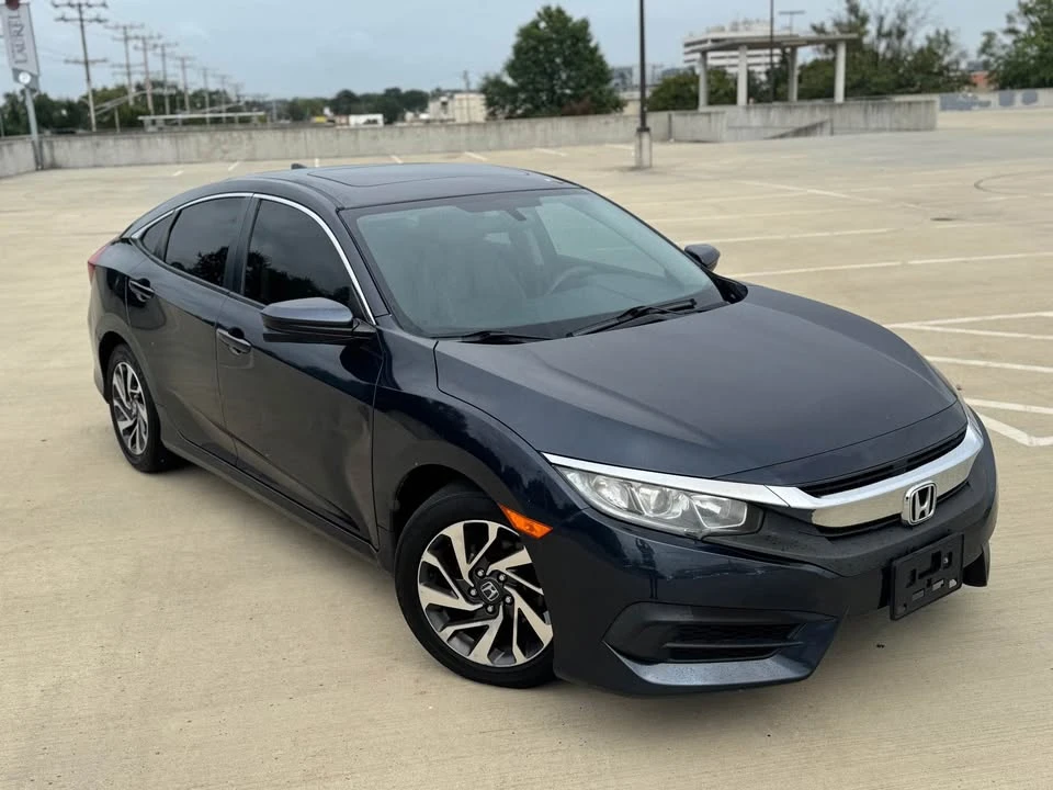 2018 Honda Civic 10th Gen - Image 2 of 12