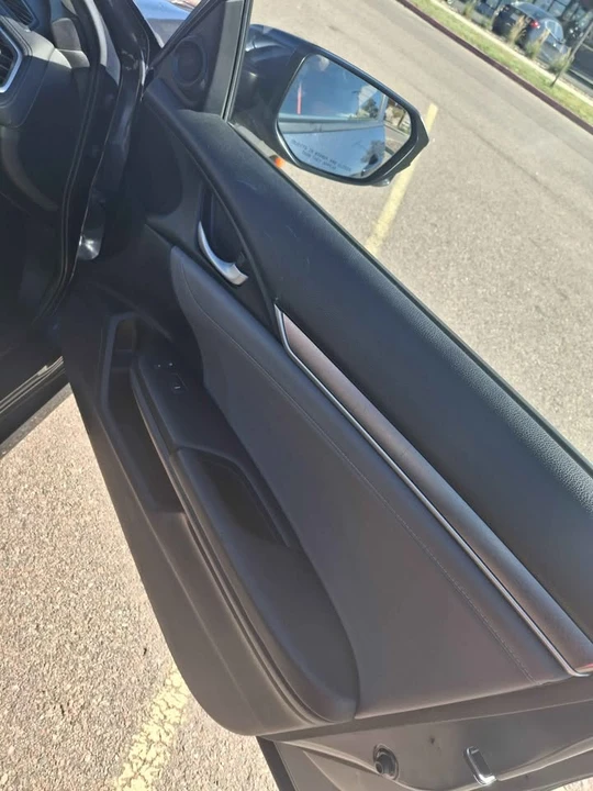 2018 Honda Civic 10th Gen - Image 9 of 10
