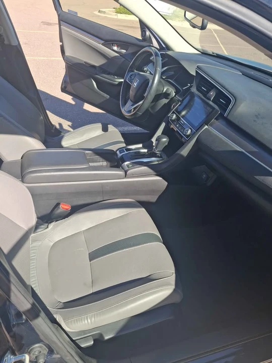 2018 Honda Civic 10th Gen - Image 10 of 10