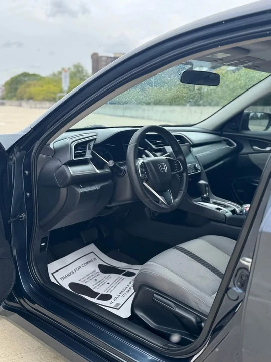 2018 Honda Civic 10th Gen - Image 12 of 12