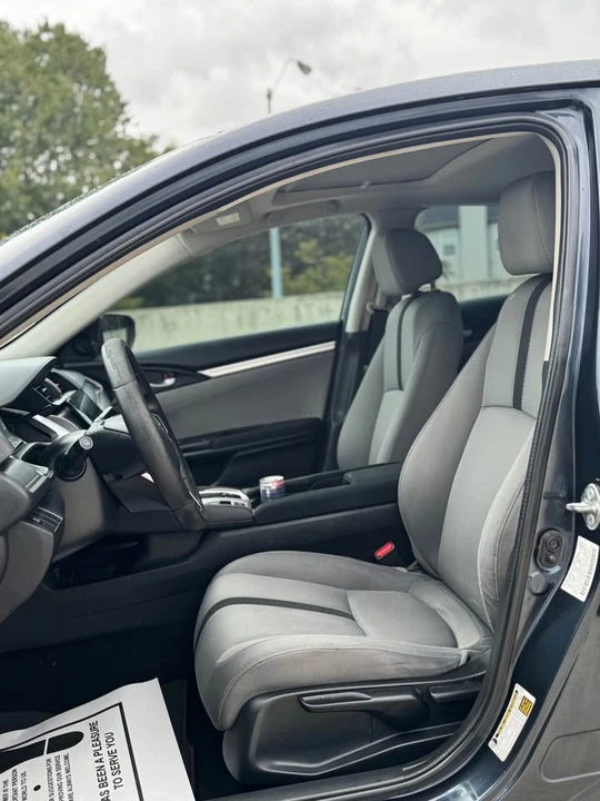2018 Honda Civic 10th Gen - Image 11 of 12