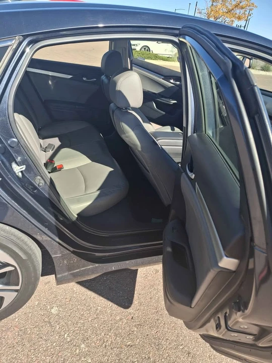 2018 Honda Civic 10th Gen - Image 7 of 10