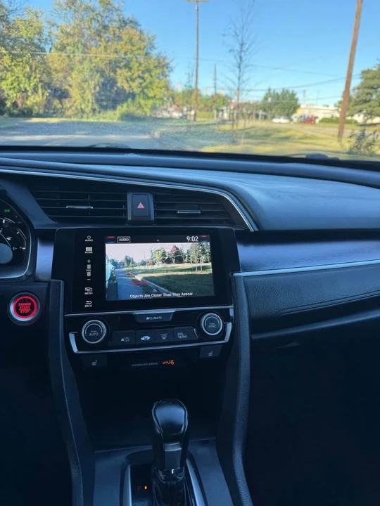 2018 Honda Civic 10th Gen - Image 13 of 15