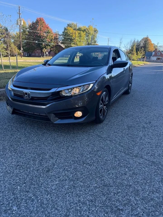 2018 Honda Civic 10th Gen - Image 2 of 15