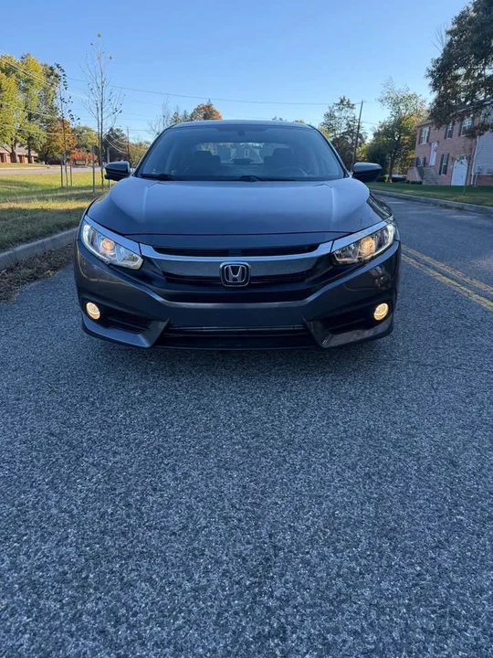 2018 Honda Civic 10th Gen - Image 3 of 15