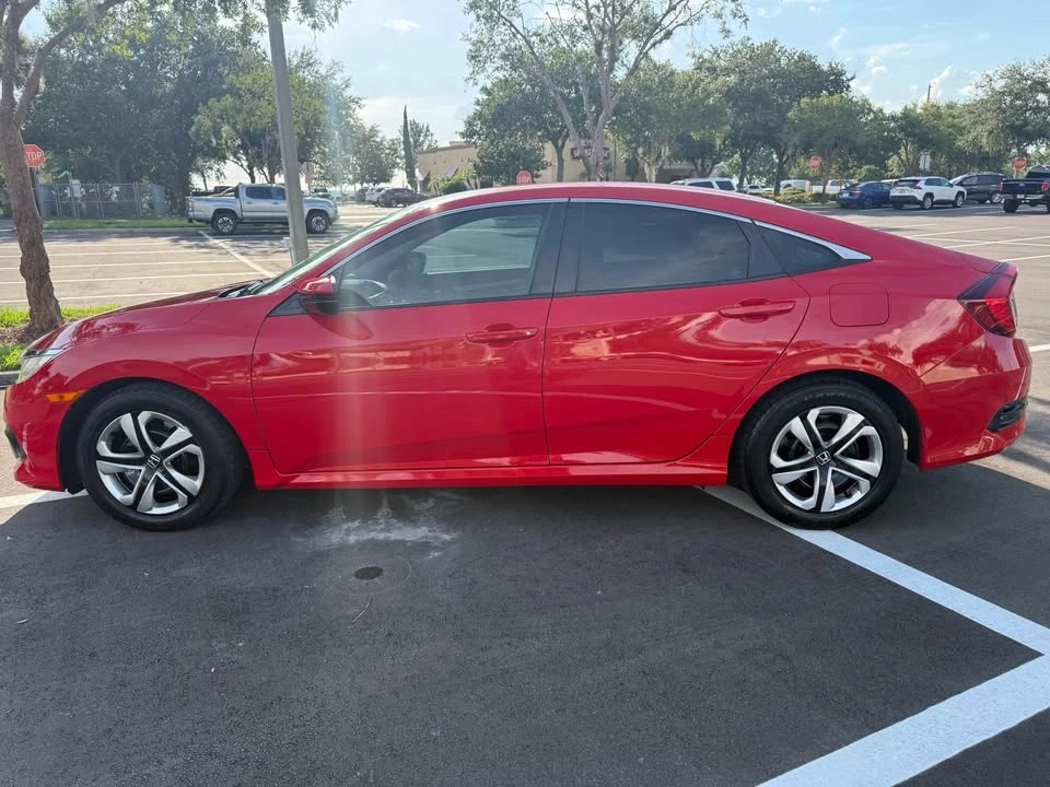 2018 Honda Civic 10th Gen - Image 4 of 14
