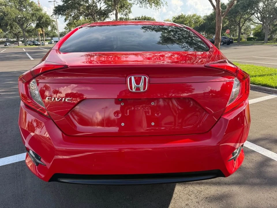 2018 Honda Civic 10th Gen - Image 7 of 14