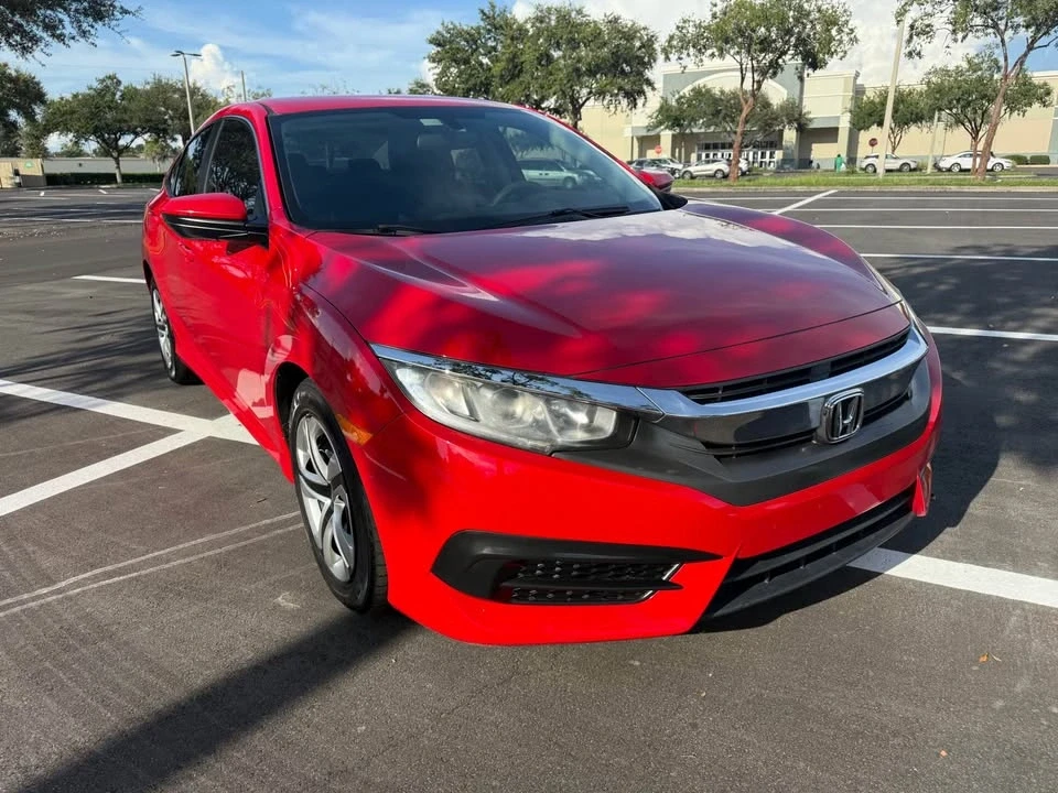2018 Honda Civic 10th Gen - Image 6 of 14