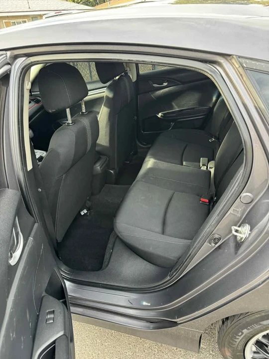 2018 Honda Civic 10th Gen - Image 13 of 15