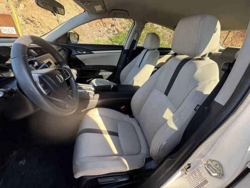 2018 Honda Civic 10th Gen - Image 7 of 16