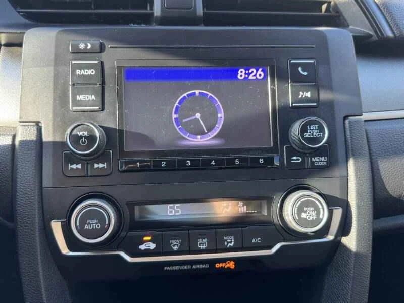 2018 Honda Civic 10th Gen - Image 9 of 16