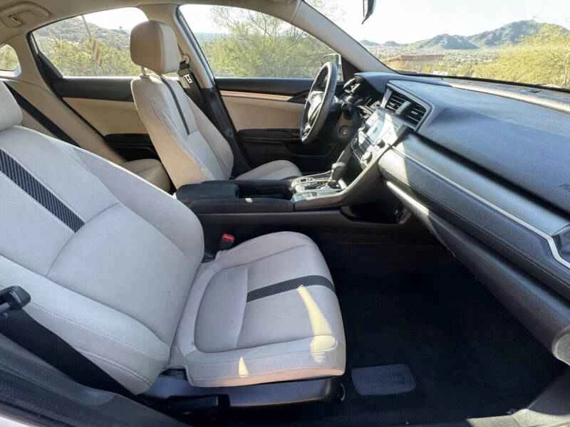 2018 Honda Civic 10th Gen - Image 13 of 16