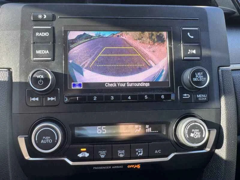 2018 Honda Civic 10th Gen - Image 10 of 16