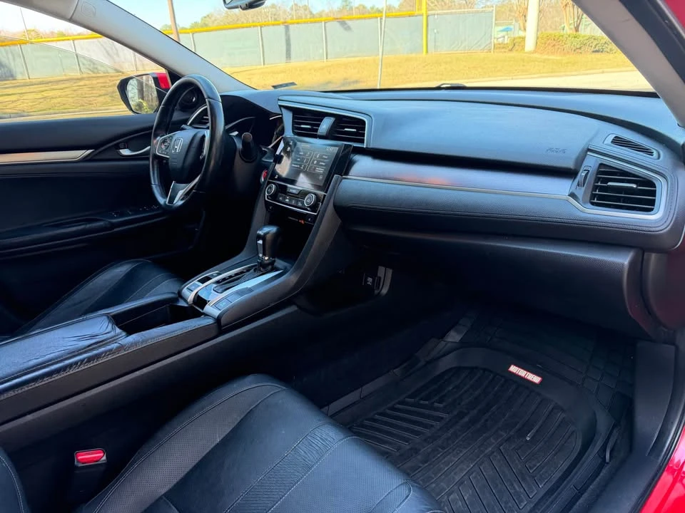 2018 Honda Civic 10th Gen - Image 15 of 19