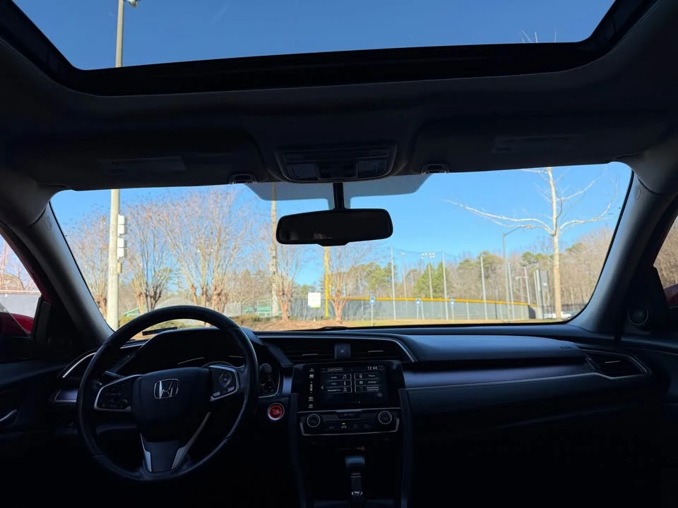 2018 Honda Civic 10th Gen - Image 10 of 19