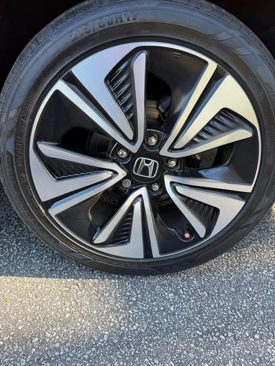 2018 Honda Civic 10th Gen - Image 13 of 19
