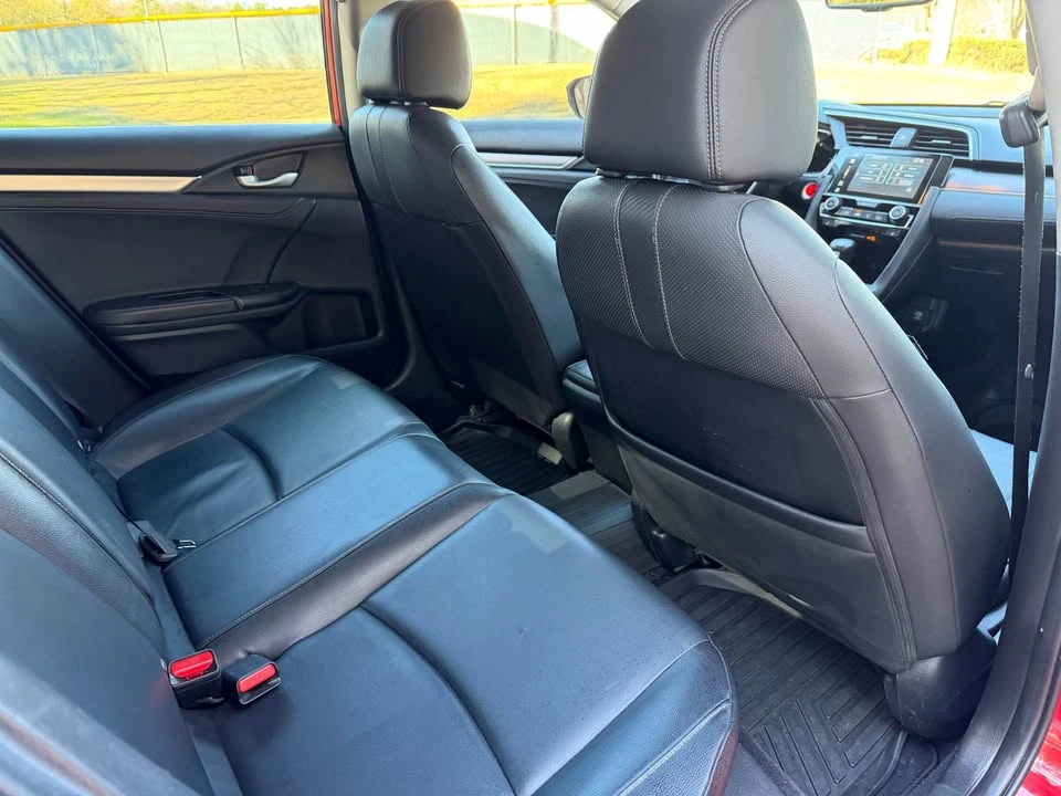 2018 Honda Civic 10th Gen - Image 12 of 19